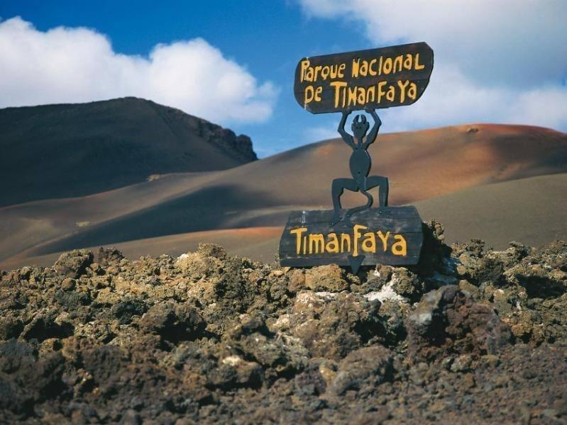 Апартаменти Casa Josephine Lanzarote, Spectacular Sea Views & Free Wifi Пуерто-дель-Кармен Екстер'єр фото