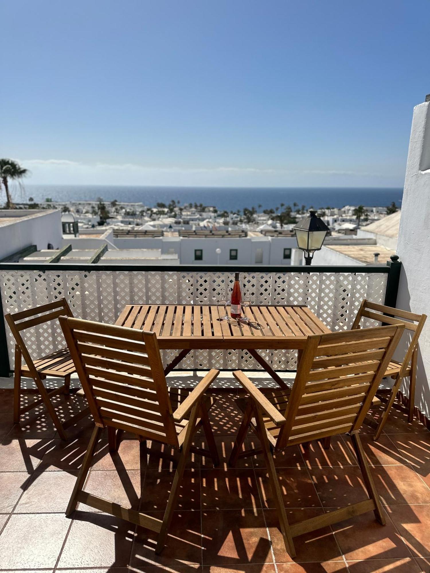 Апартаменти Casa Josephine Lanzarote, Spectacular Sea Views & Free Wifi Пуерто-дель-Кармен Екстер'єр фото